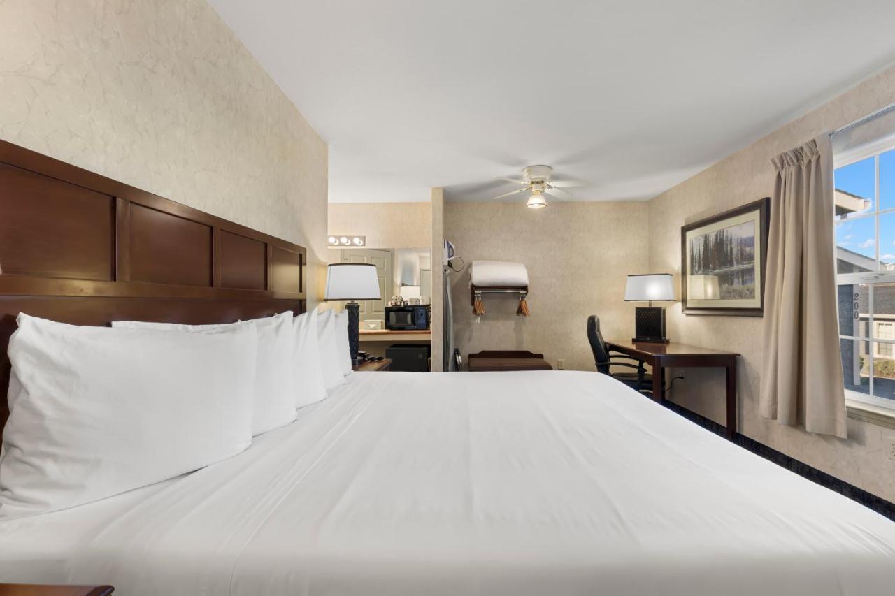 Beach House Inn Fort Bragg Bagian luar foto