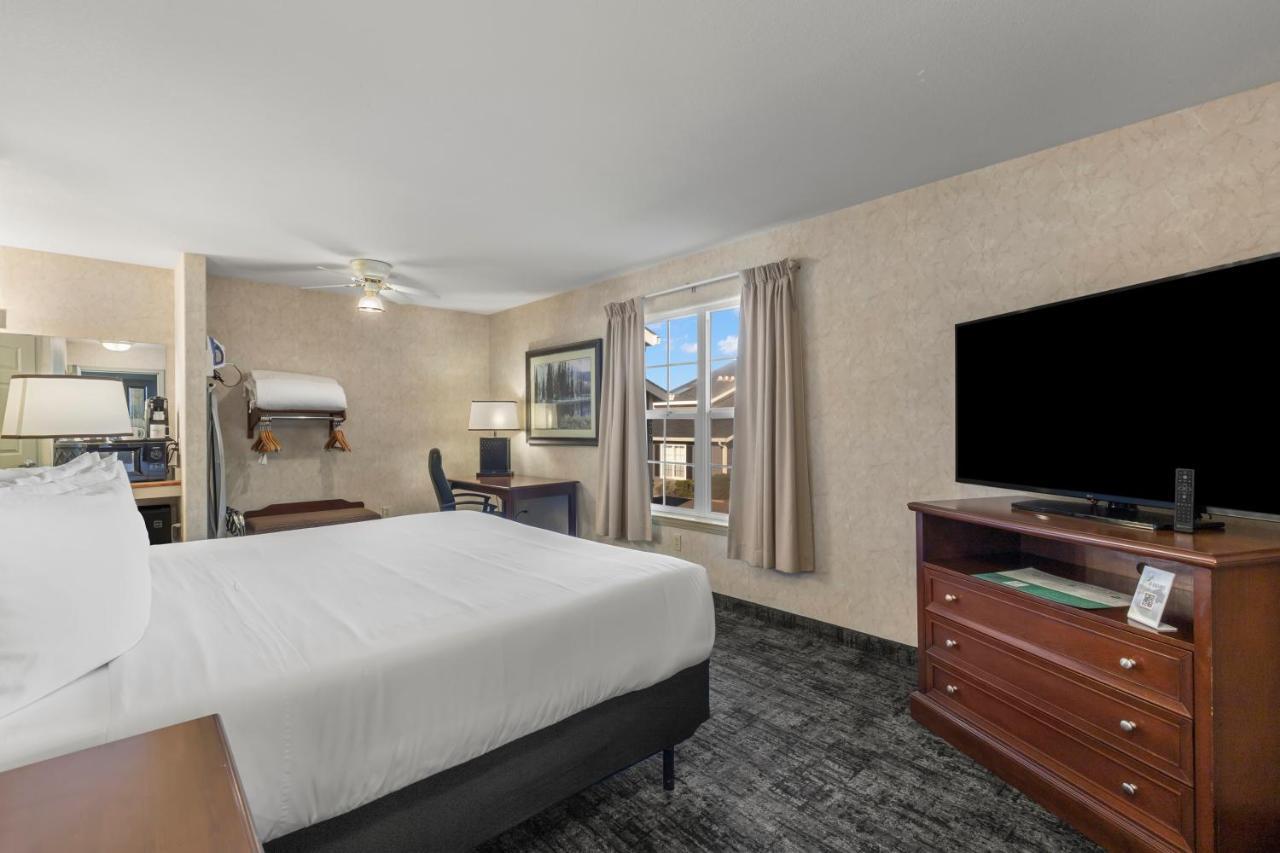Beach House Inn Fort Bragg Bagian luar foto