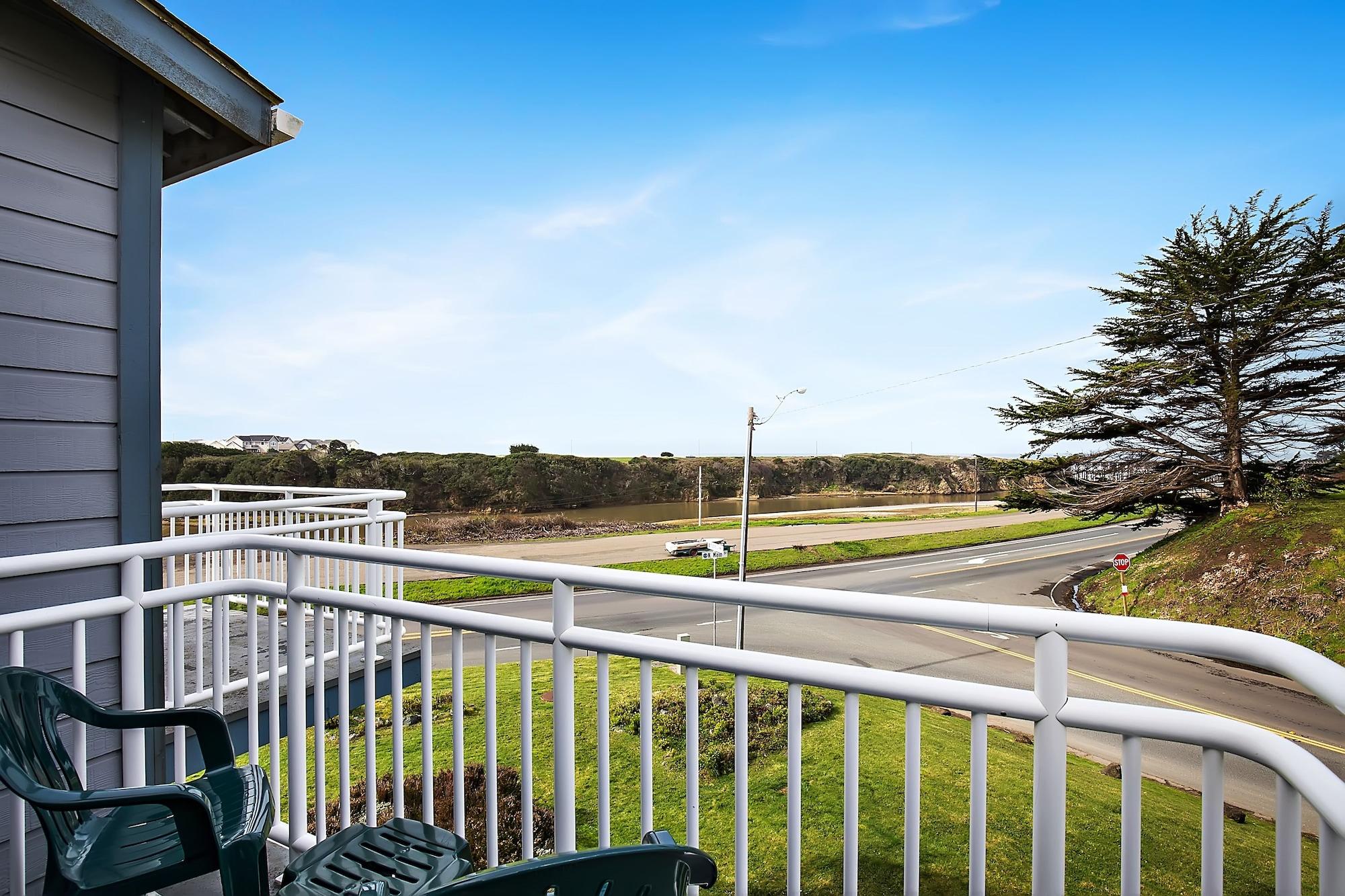Beach House Inn Fort Bragg Bagian luar foto