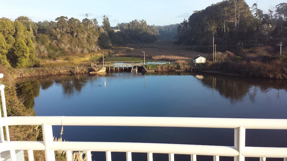 Beach House Inn Fort Bragg Bagian luar foto