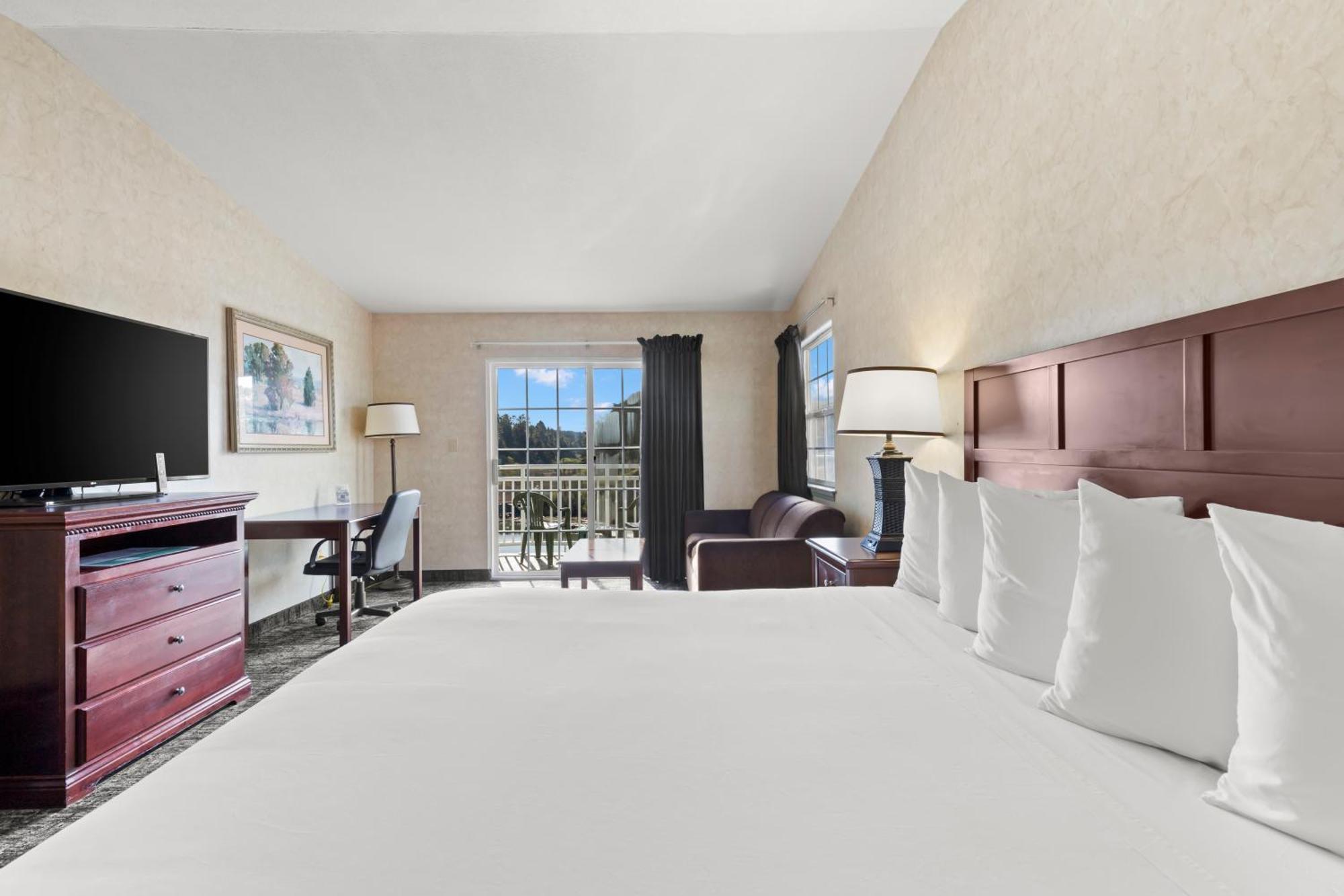 Beach House Inn Fort Bragg Bagian luar foto