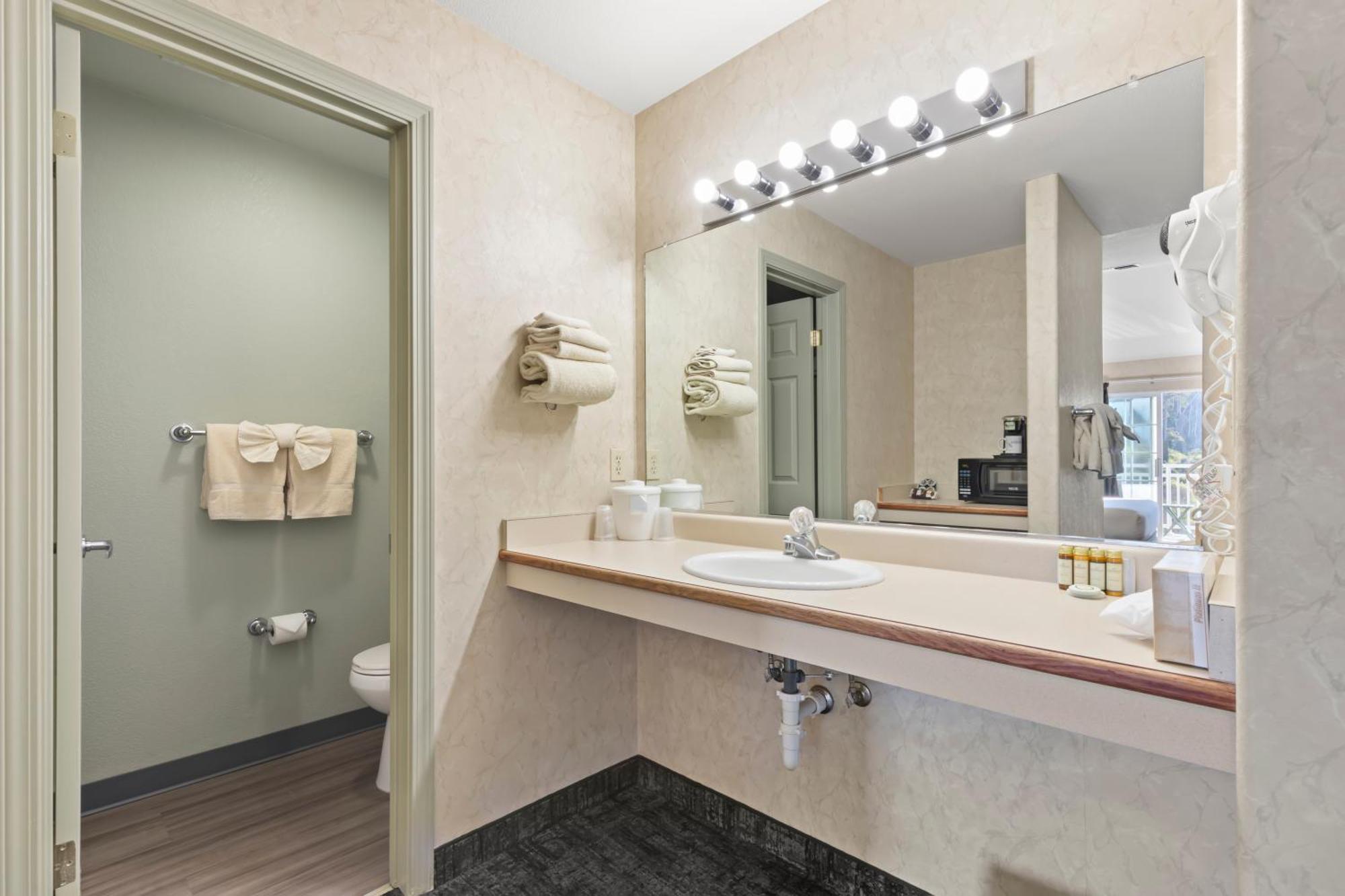Beach House Inn Fort Bragg Ruang foto