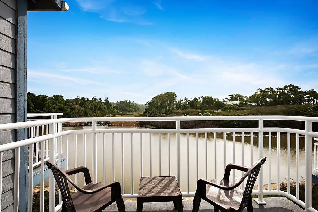 Beach House Inn Fort Bragg Bagian luar foto